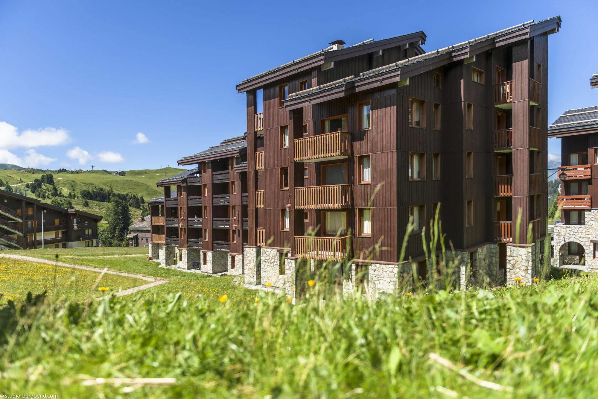 Macot-la-Plagne Residence Pierre & Vacances Les Chalets Des Arolles מראה חיצוני תמונה