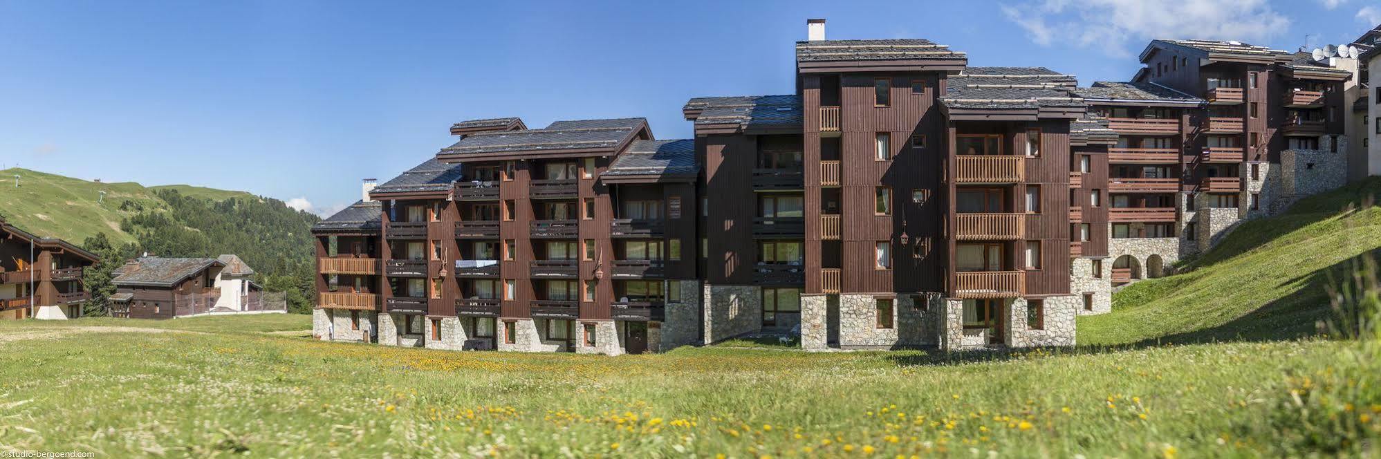 Macot-la-Plagne Residence Pierre & Vacances Les Chalets Des Arolles מראה חיצוני תמונה