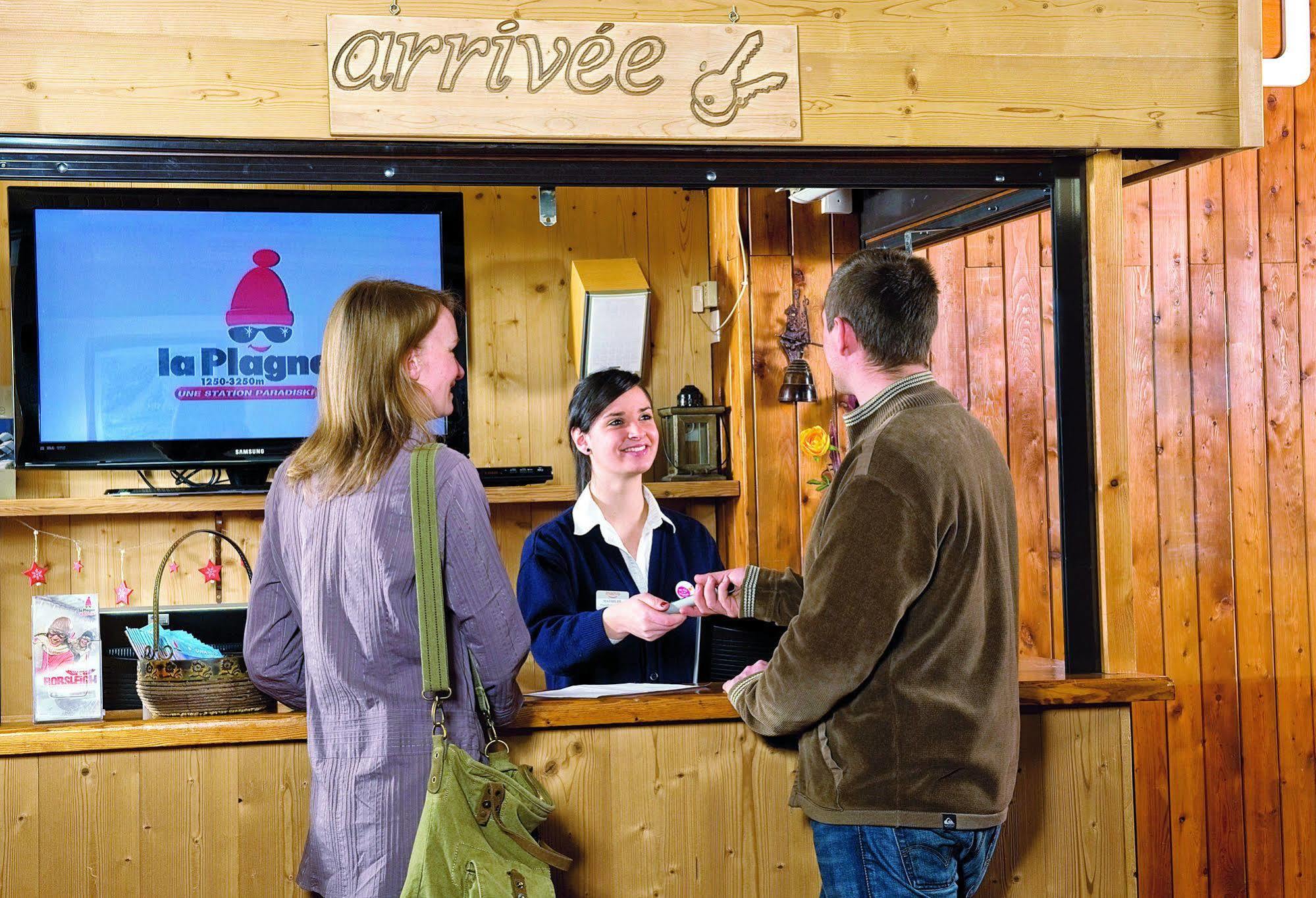 Macot-la-Plagne Residence Pierre & Vacances Les Chalets Des Arolles מראה חיצוני תמונה