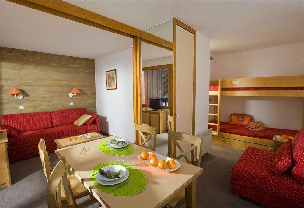 Macot-la-Plagne Residence Pierre & Vacances Les Chalets Des Arolles מראה חיצוני תמונה